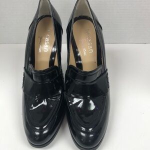 Te Casan Black Patent Leather heels